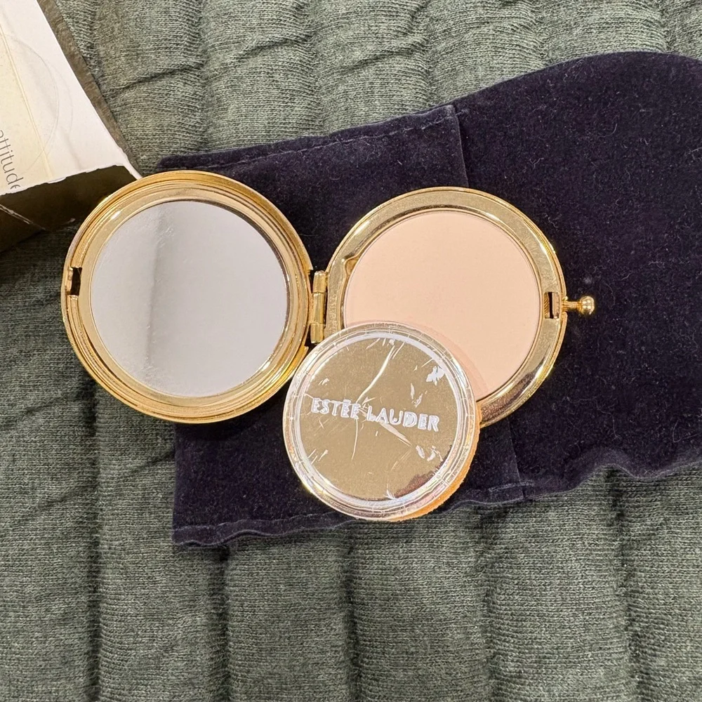 Estée Lauder‎ Vintage Attitude Compact Eyeshadow Quad Lip Conditioner Pure Pops